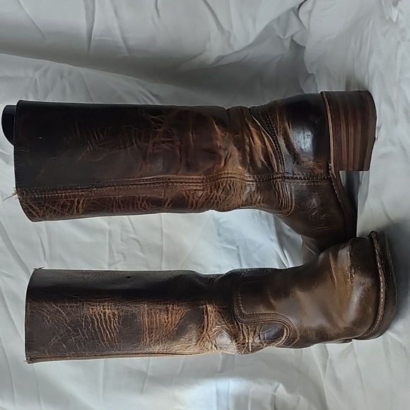Frye Campus Leather Boots - Picture 6 of 13